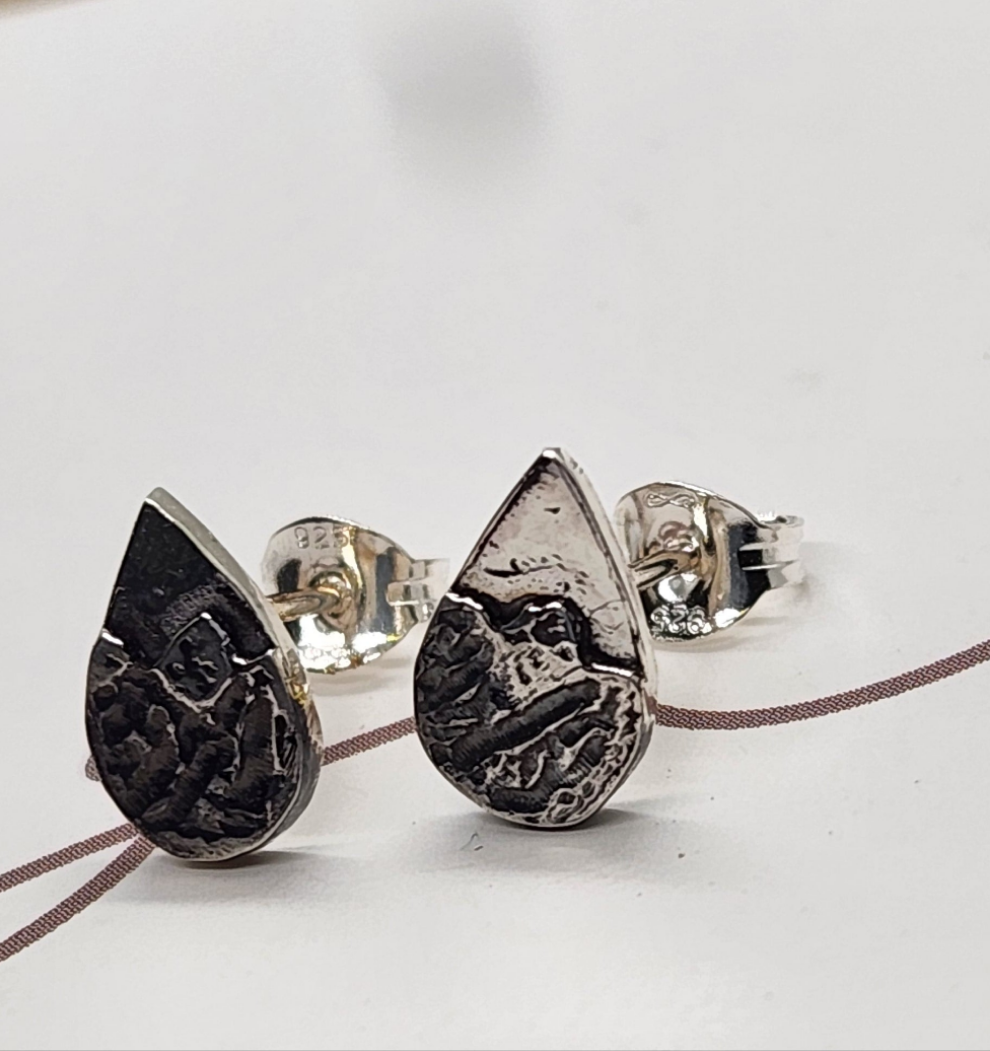 Mountain Studs