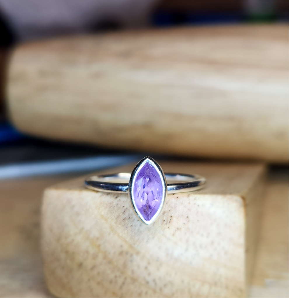 Marquise stacking ring