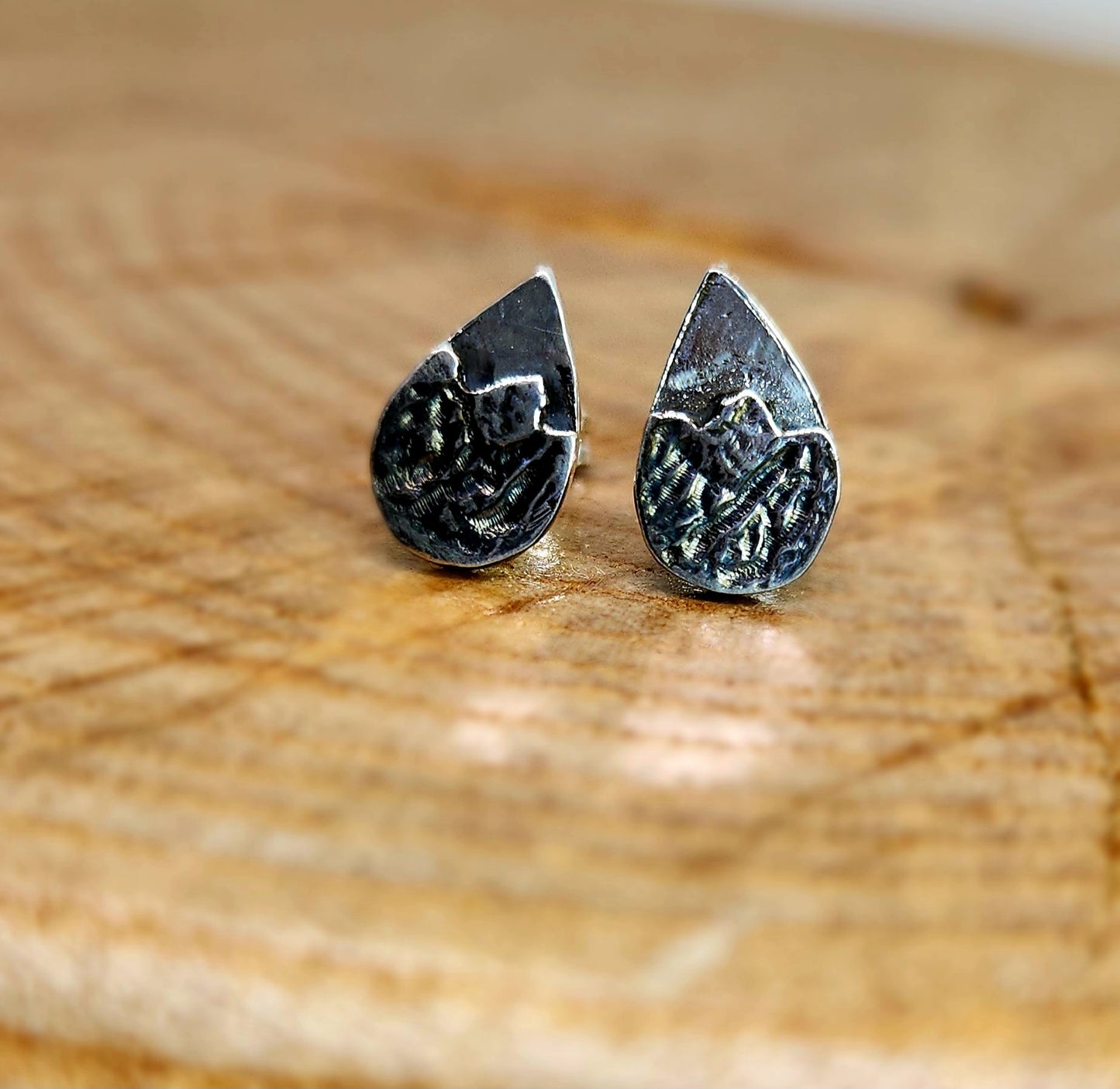 Mountain Studs