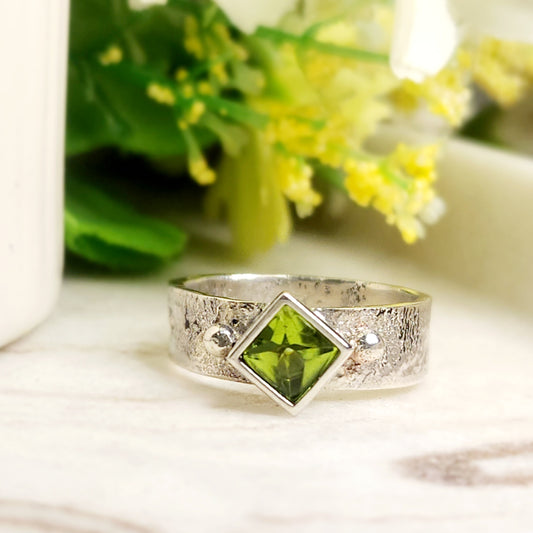 Connie Ring