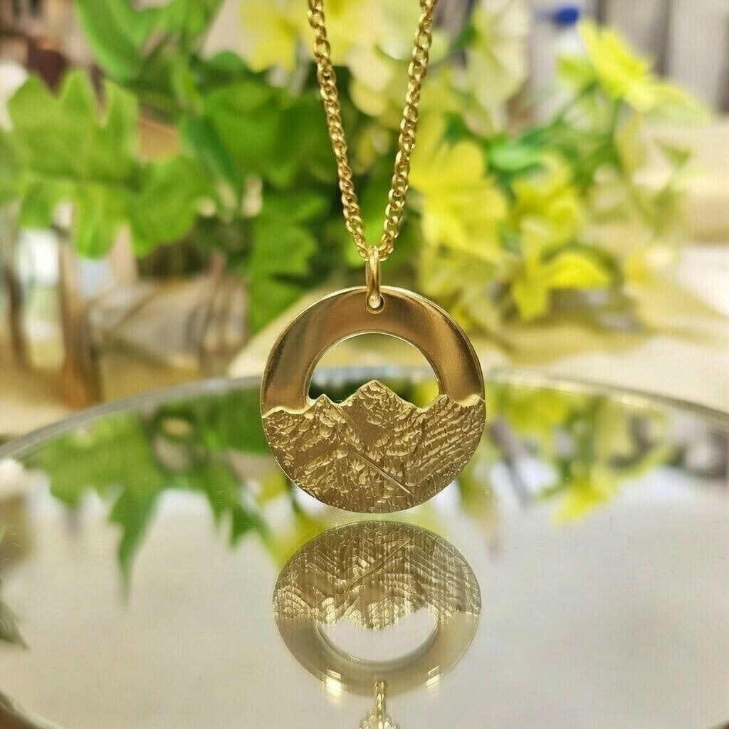Skiddaw in 9ct Yellow gold